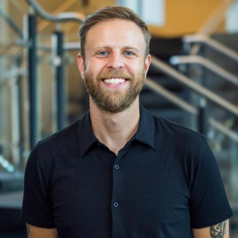 Dean Caivano Headshot